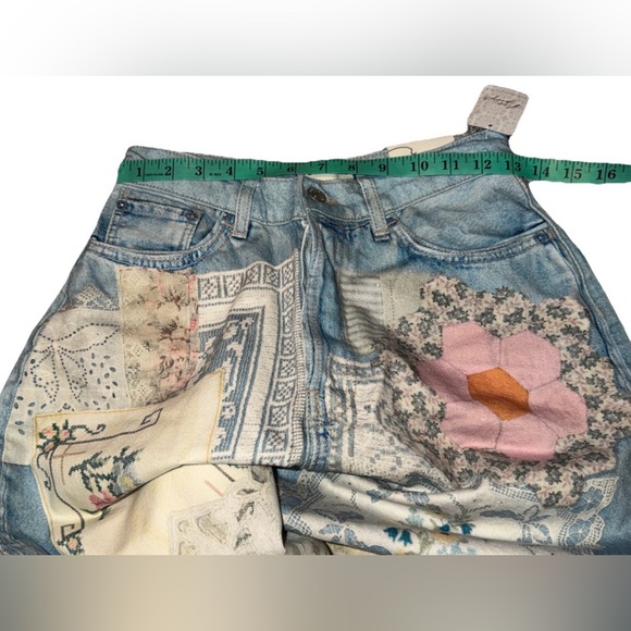NWT We The Free By Free People Illusions Printed Relaxed Jeans Sky Combo Size 24 - Picture 6 of 6